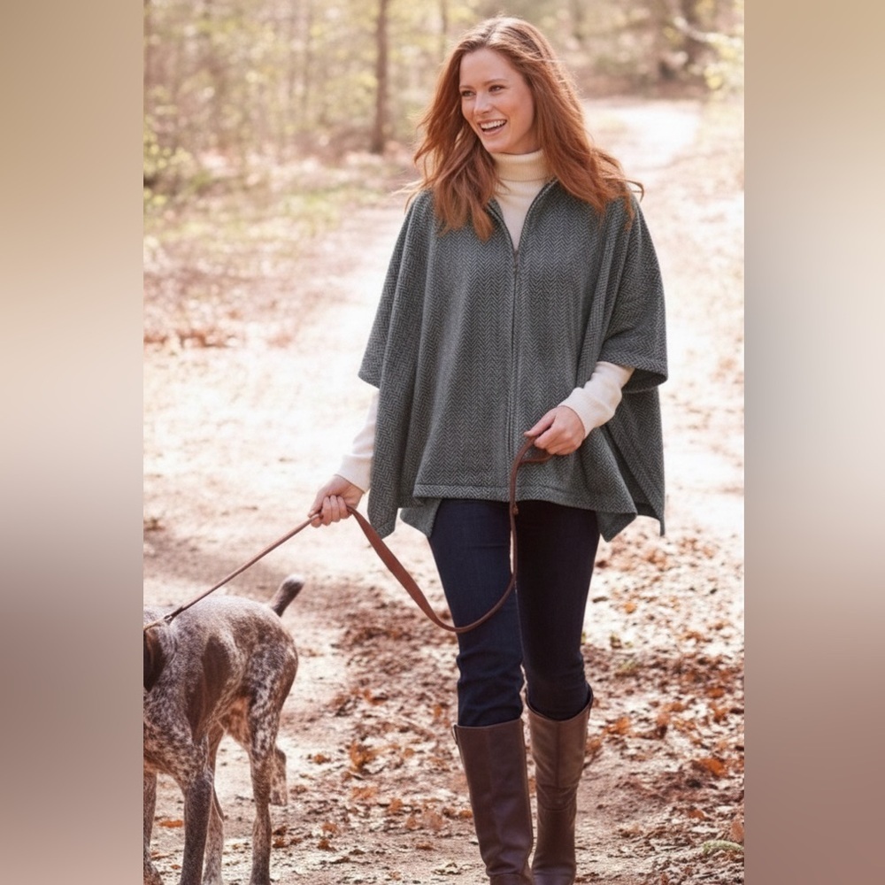 L.L. Bean Gray Chevron Herringbone Fleece Zip Up Poncho S Cape Jacket Kimono